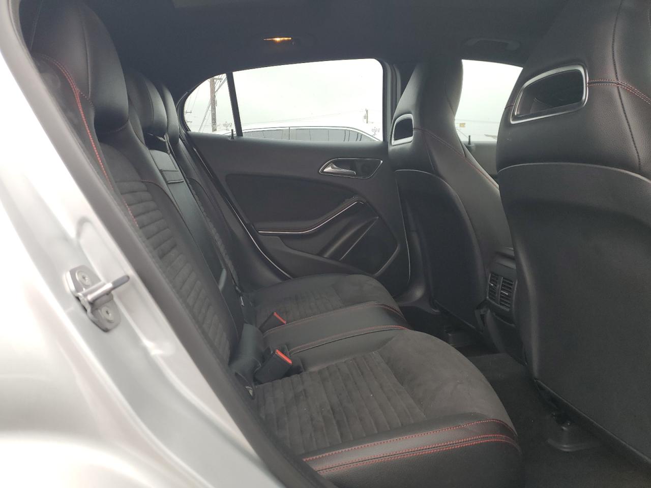 2019 Mercedes-Benz Gla 45 Amg VIN: WDDTG5CBXKJ586597 Lot: 80542155