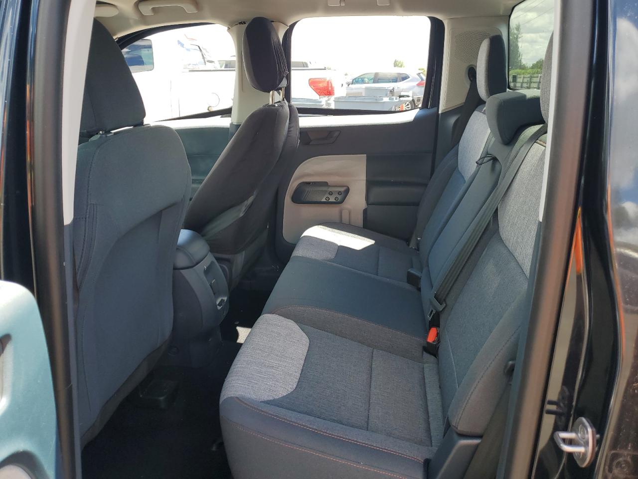 2016 Ford Maverick Xl VIN: 3FTTW8E95PRA02841 Lot: 70474175