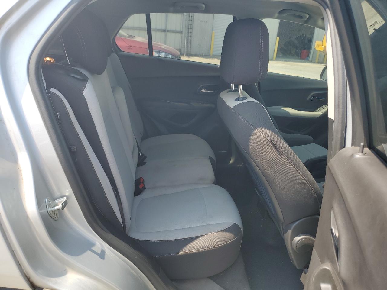 2020 Chevrolet Trax Ls VIN: 3GNCJKSB2LL319810 Lot: 80701925