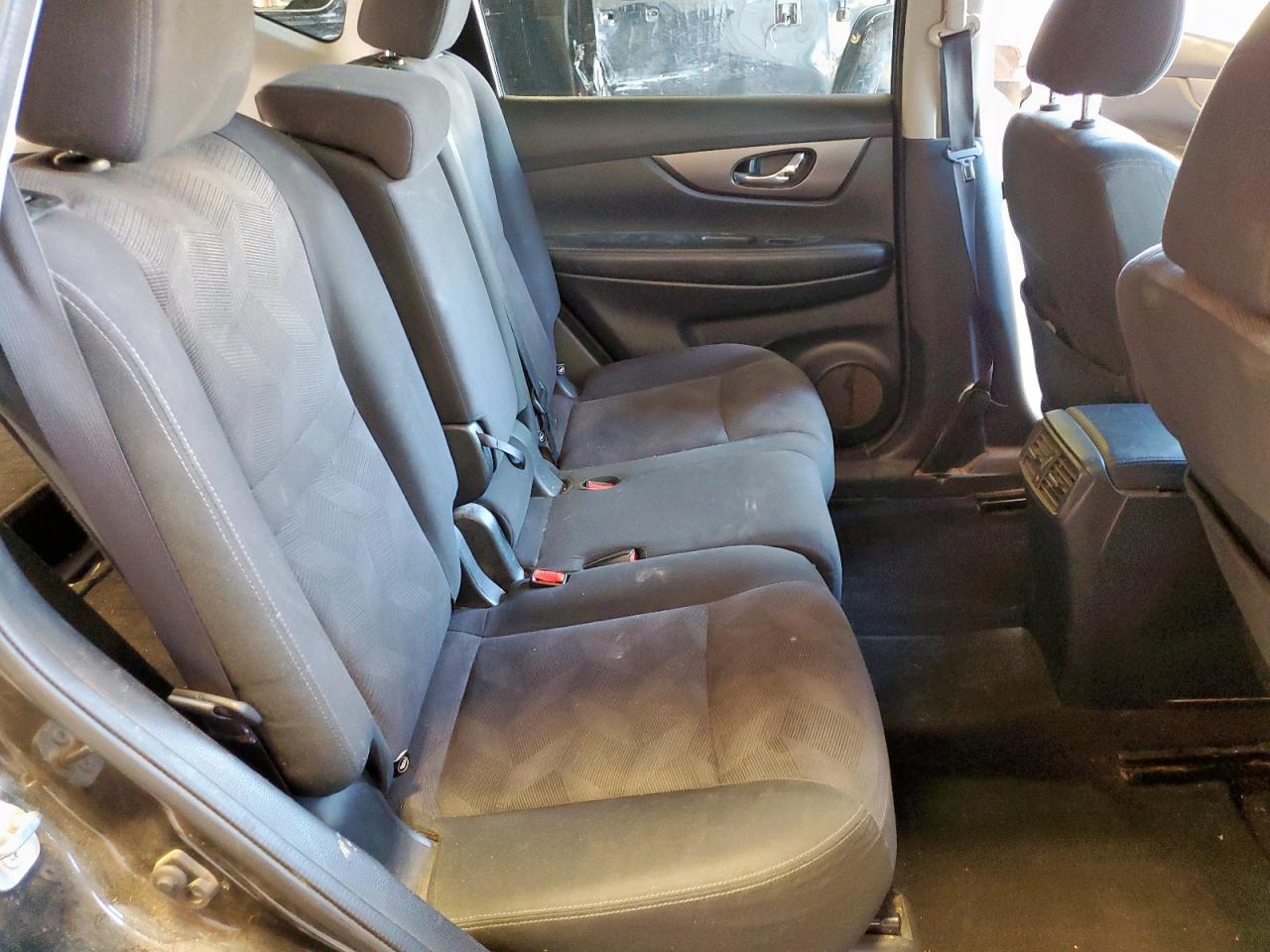 2016 Nissan Rogue S VIN: KNMAT2MT2GP713611 Lot: 80142705