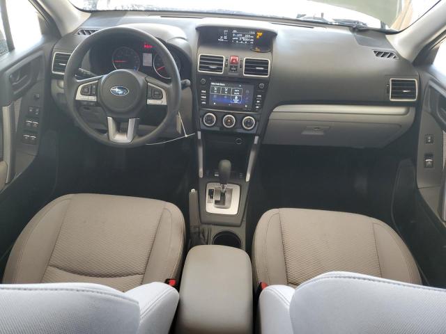  SUBARU FORESTER 2017 Зеленый