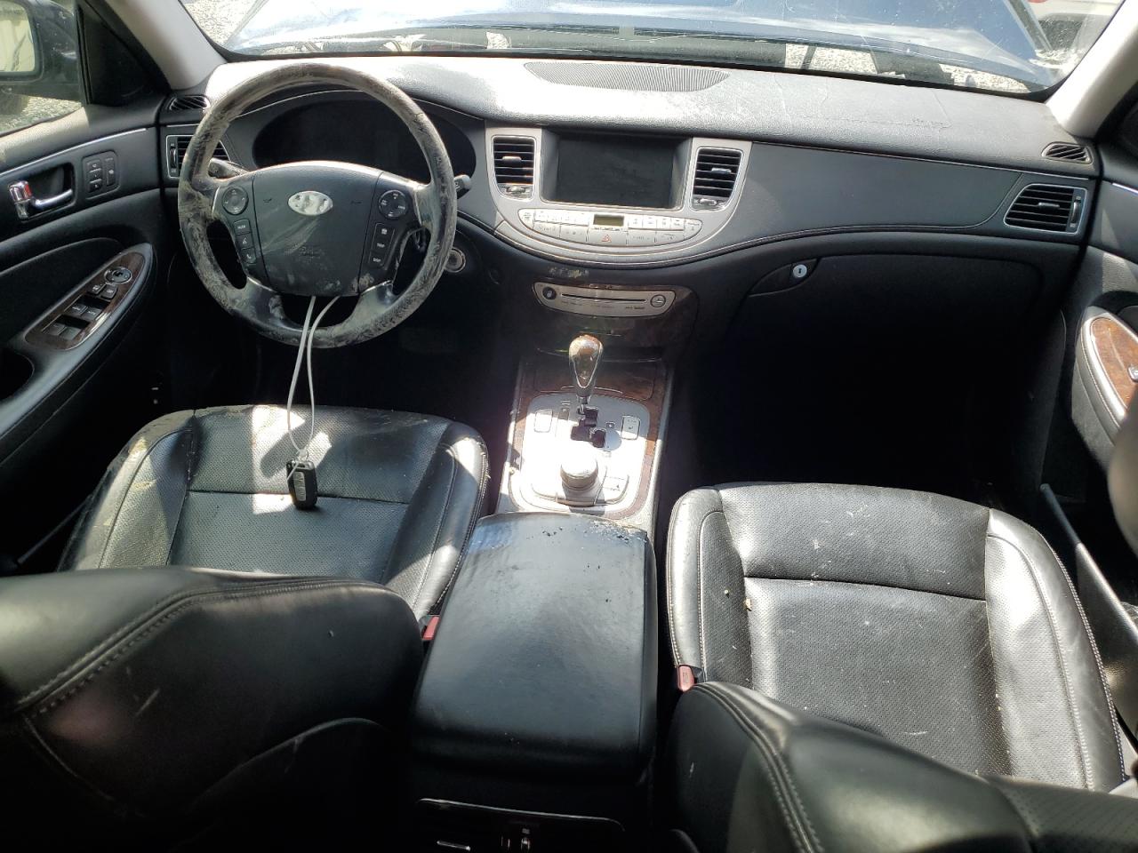 2010 Hyundai Genesis 4.6L VIN: KMHGC4DF7AU109587 Lot: 82145845