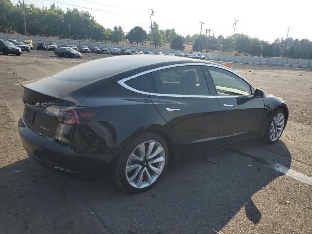  TESLA MODEL 3 2019 Czarny