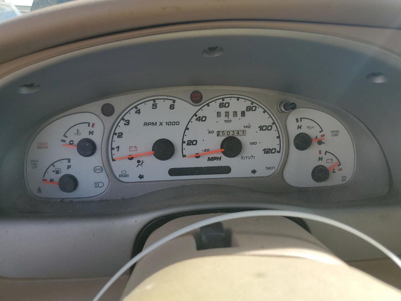 2002 Ford Explorer Sport Trac VIN: 1FMZU67EX2UC05428 Lot: 70204685