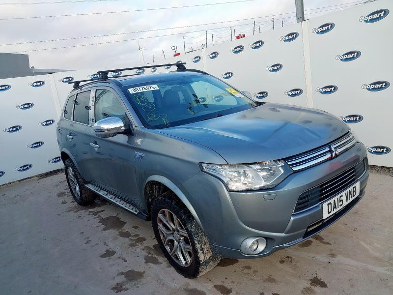 2015 MITSUBISHI OUTLANDER GX 4H PHEV AUTO 