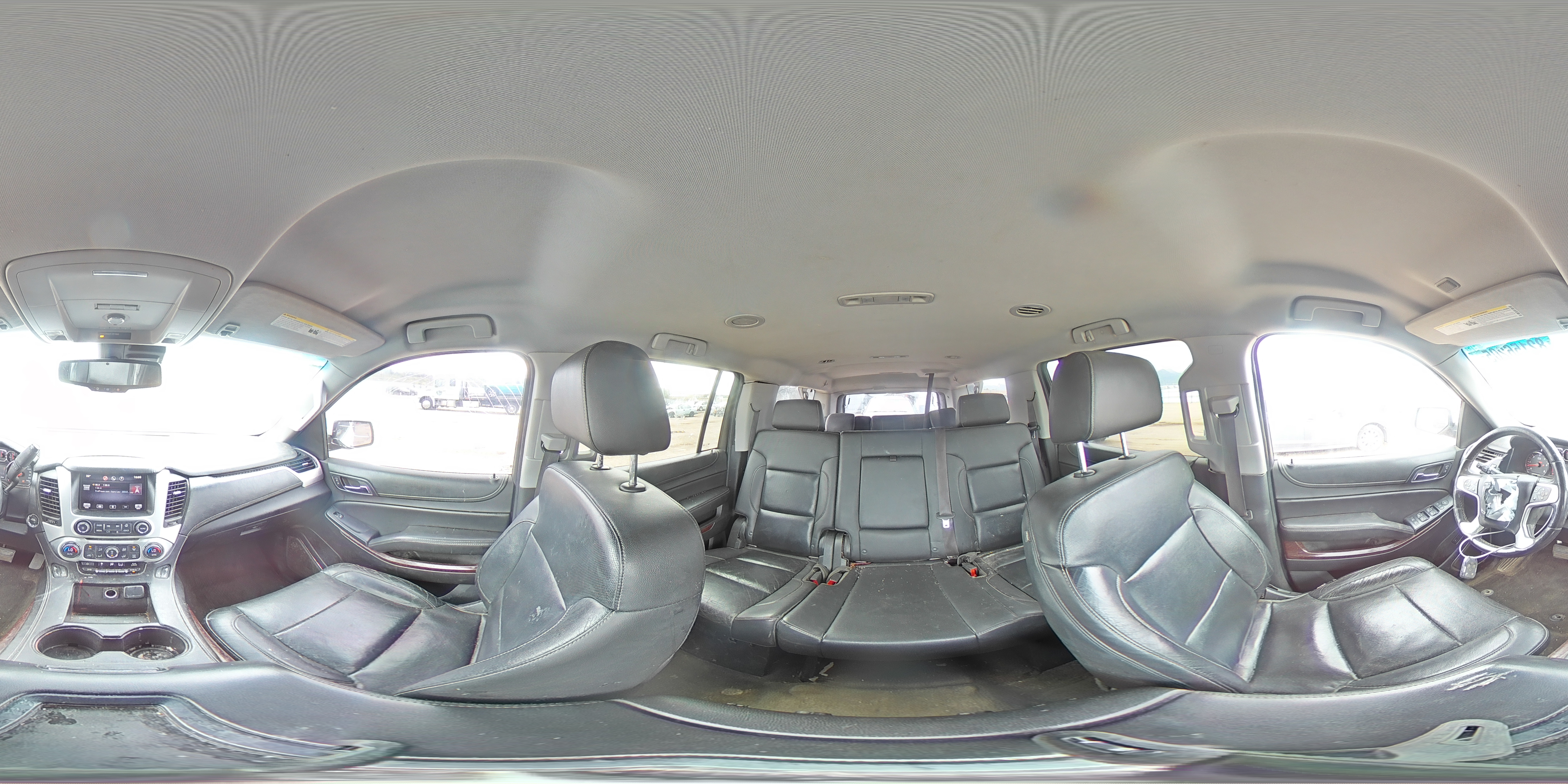 2015 GMC Yukon Xl K1500 Slt VIN: 1GKS2HKC3FR223327 Lot: 82156205