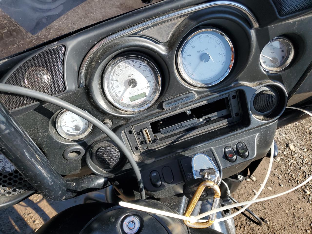 2011 Harley-Davidson Flhx VIN: 1HD1KB413BB673657 Lot: 71241255