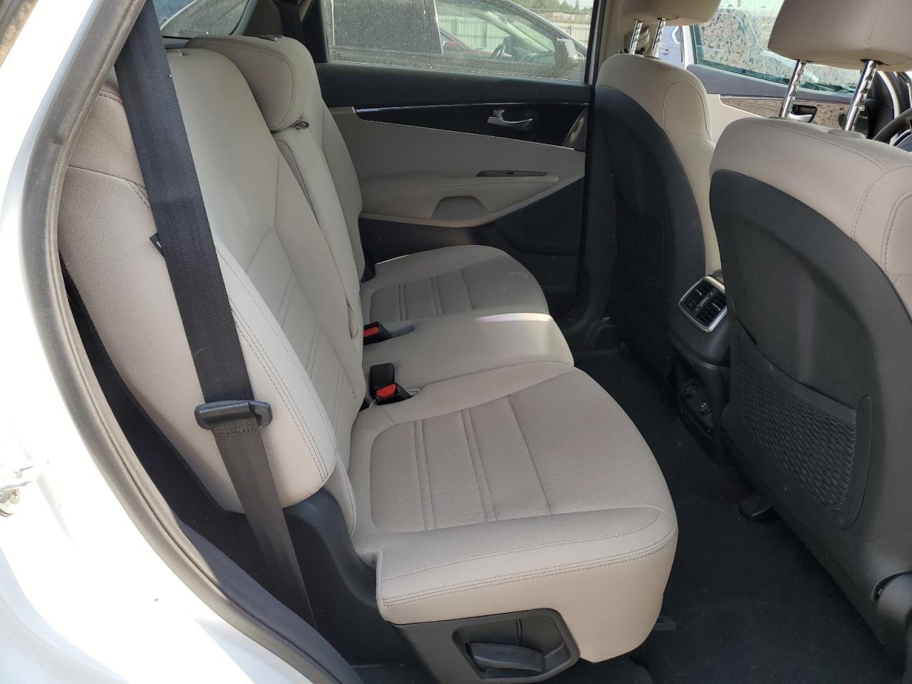 2019 Kia Sorento Lx VIN: 5XYPG4A52KG494354 Lot: 81066175