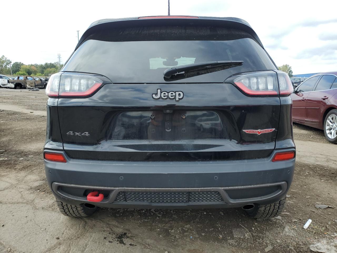 2019 Jeep Cherokee Trailhawk VIN: 1C4PJMBX9KD369559 Lot: 83870955