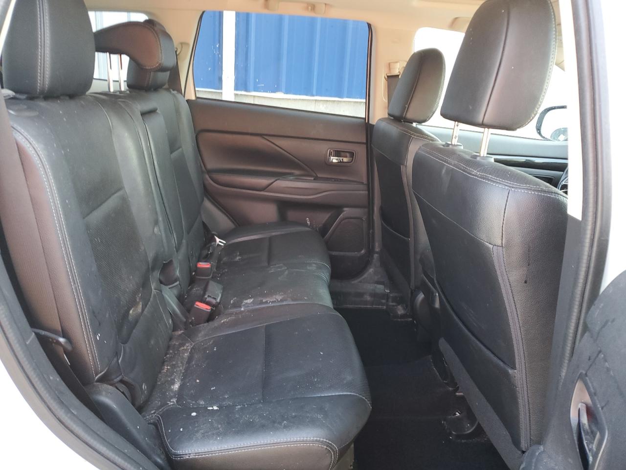 2018 Mitsubishi Outlander Es VIN: JA4AZ2A32JZ619074 Lot: 80610365