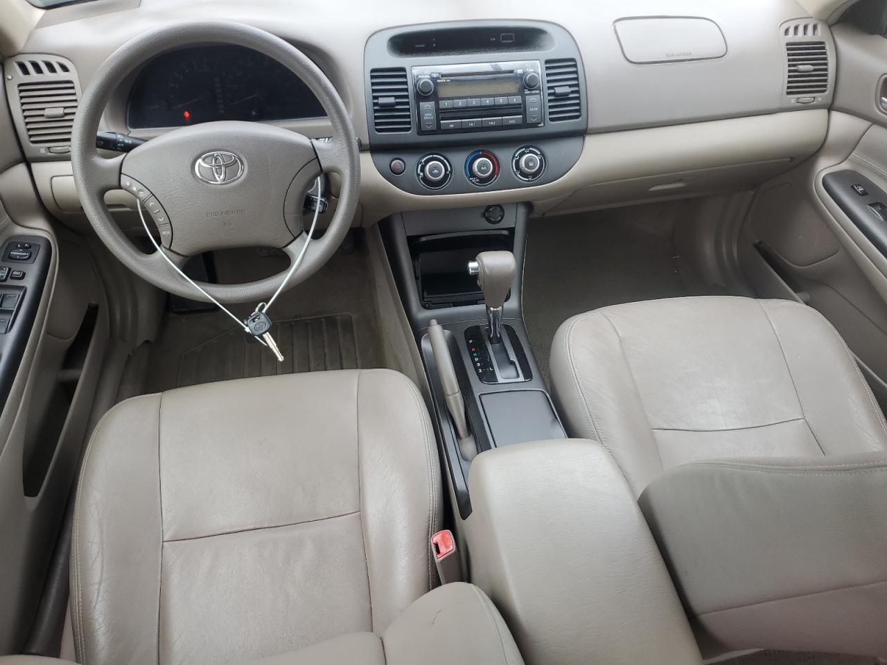 2005 Toyota Camry Le VIN: 4T1BE32K15U021851 Lot: 81819615