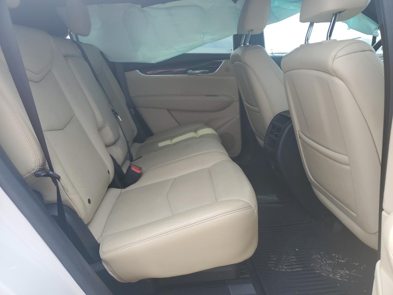 2018 Cadillac Xt5 Luxury VIN: 1GYKNCRSXJZ101585 Lot: 84247575