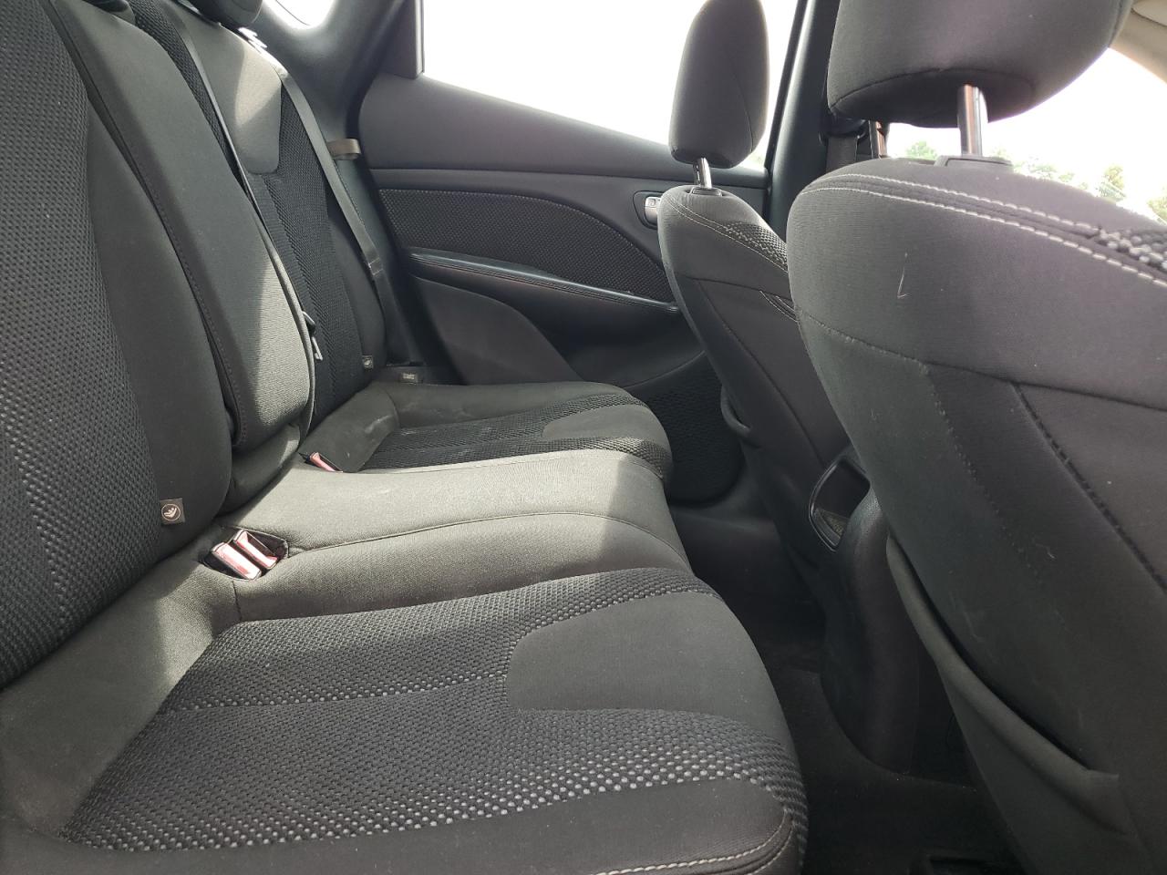 2015 Dodge Dart Sxt VIN: 1C3CDFBB9FD404486 Lot: 71157595