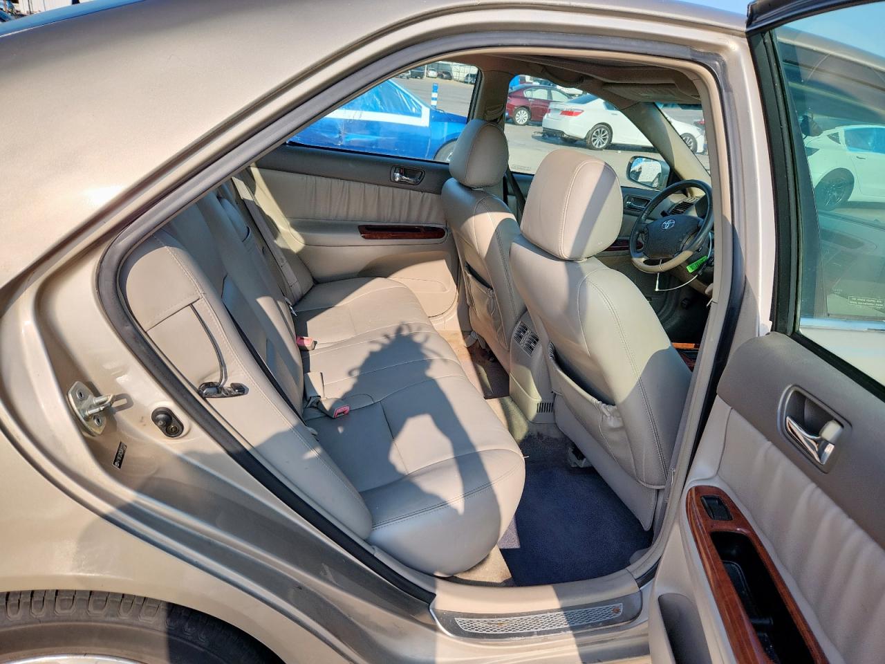 2005 Toyota Camry Le VIN: 4T1BF32K25U611330 Lot: 72001735