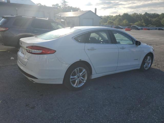  FORD FUSION 2018 Белый