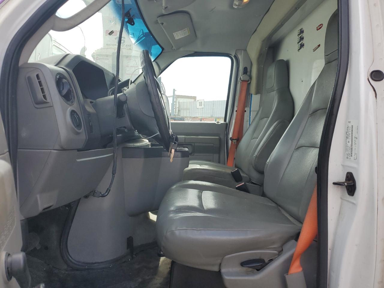 2015 Ford Econoline E450 Super Duty Cutaway Van VIN: 1FDXE4FS3FDA13757 Lot: 71673745