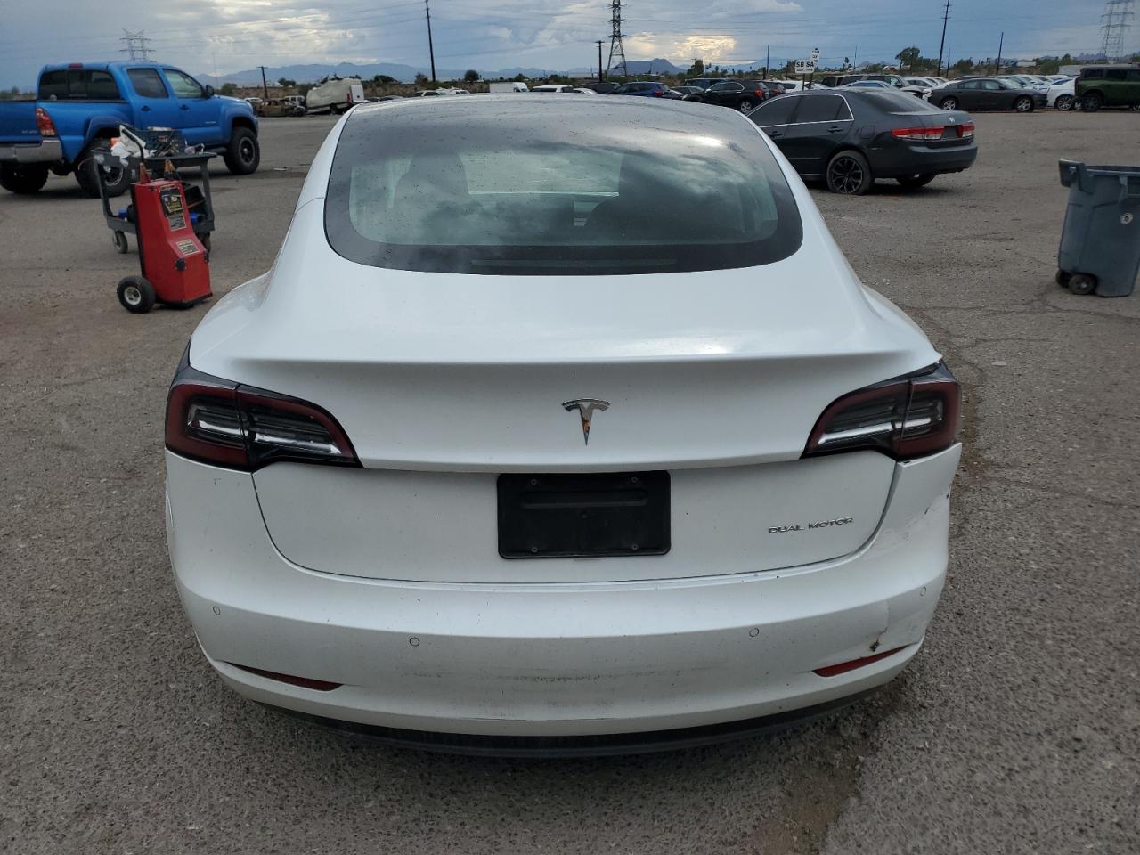 2020 Tesla Model 3 VIN: 5YJ3E1EB8LF638615 Lot: 81010335
