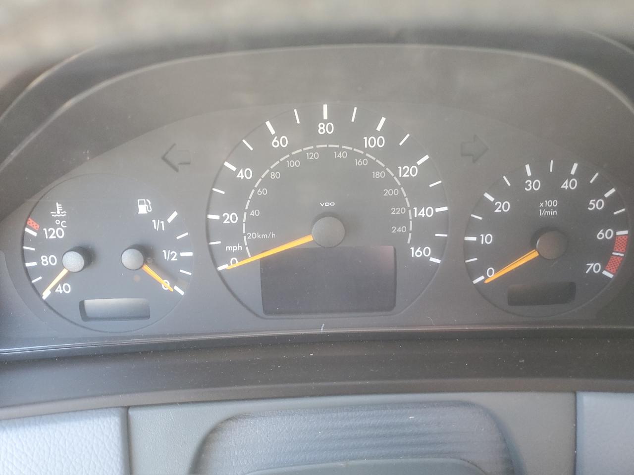 2001 Mercedes-Benz E 430 VIN: WDBJF70J61B188595 Lot: 72010935