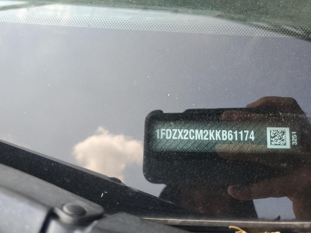 2019 Ford Transit T-350 VIN: 1FDZX2CM2KKB61174 Lot: 81160425