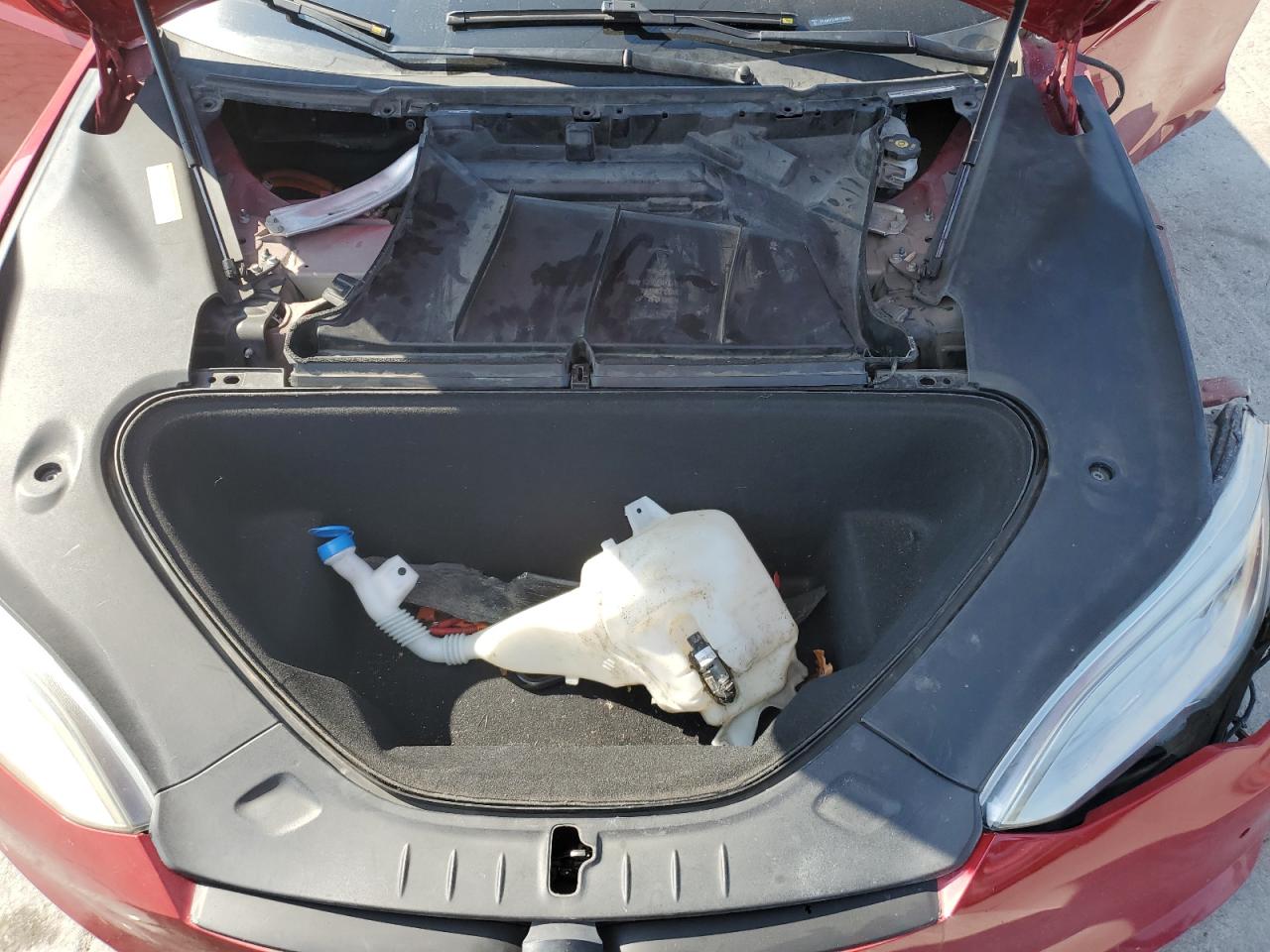 2016 Tesla Model S VIN: 5YJSA1E23GF139346 Lot: 70942025