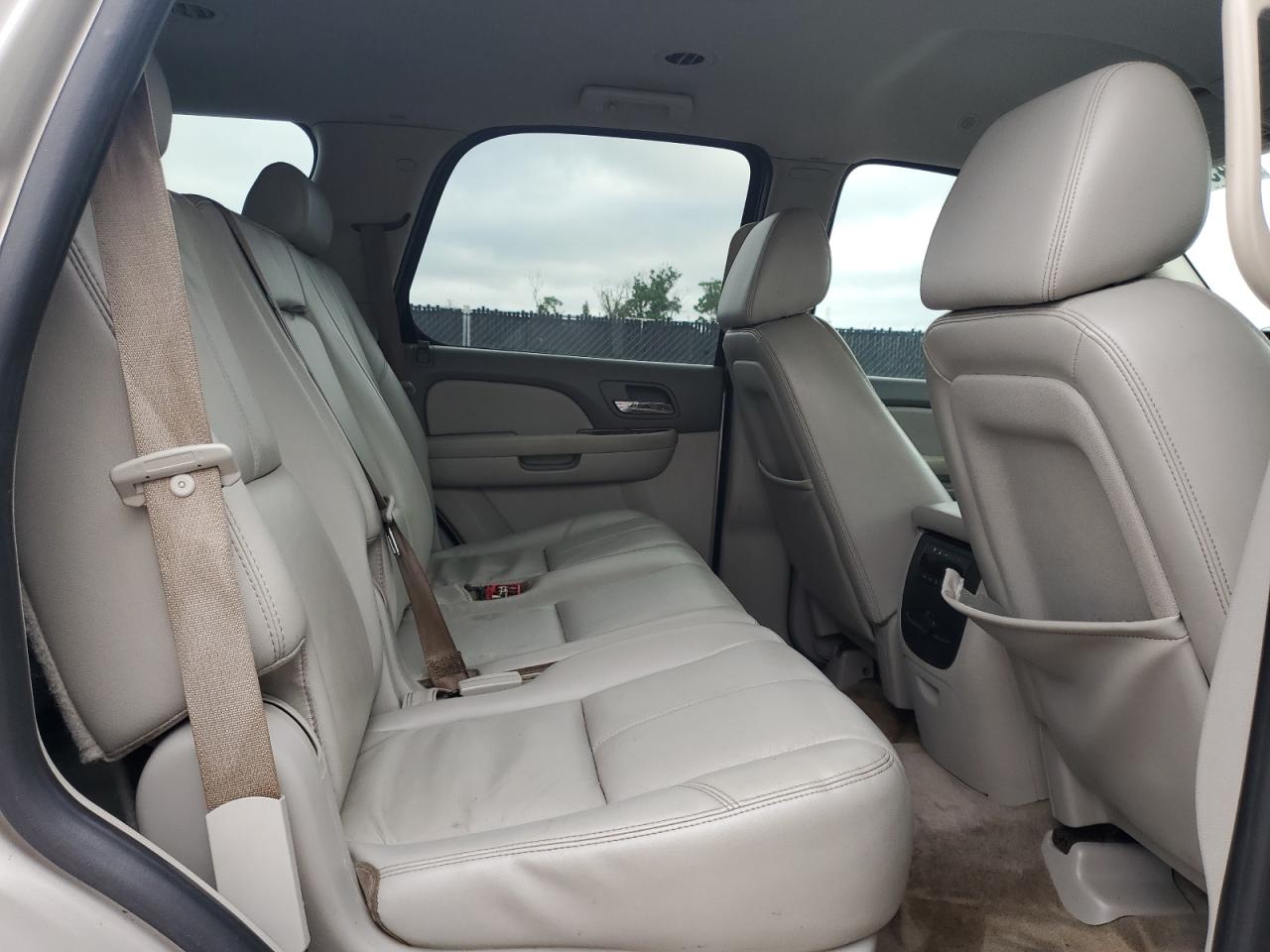 2009 Chevrolet Tahoe C1500 Lt VIN: 1GNEC23389R231646 Lot: 84576125