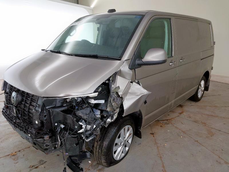 2023 VOLKSWAGEN TRANSPORTER T28 HIGHLINE  for sale at Copart GLOUCESTER