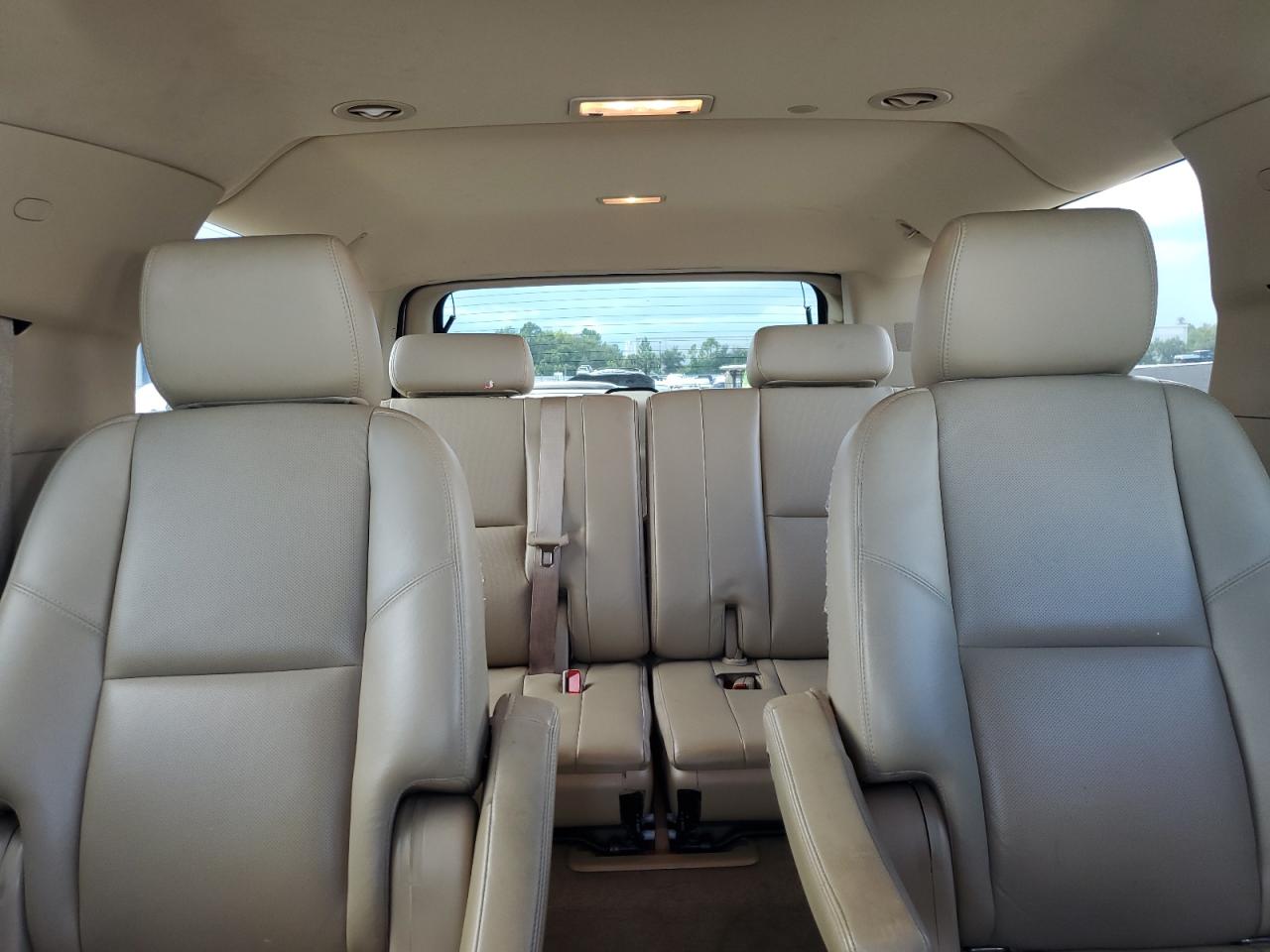 2011 Chevrolet Suburban C1500 Ltz VIN: 1GNSCKE04BR278295 Lot: 83835725