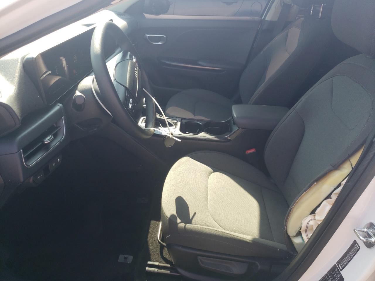 2025 Kia K4 Lx VIN: 3KPFT4DE2SE004852 Lot: 80445155