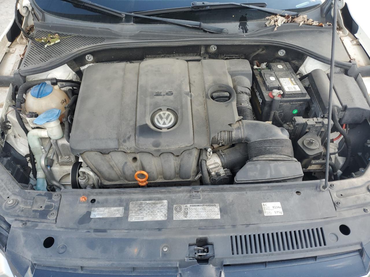 2012 Volkswagen Passat S VIN: 1VWAH7A35CC035311 Lot: 82134345