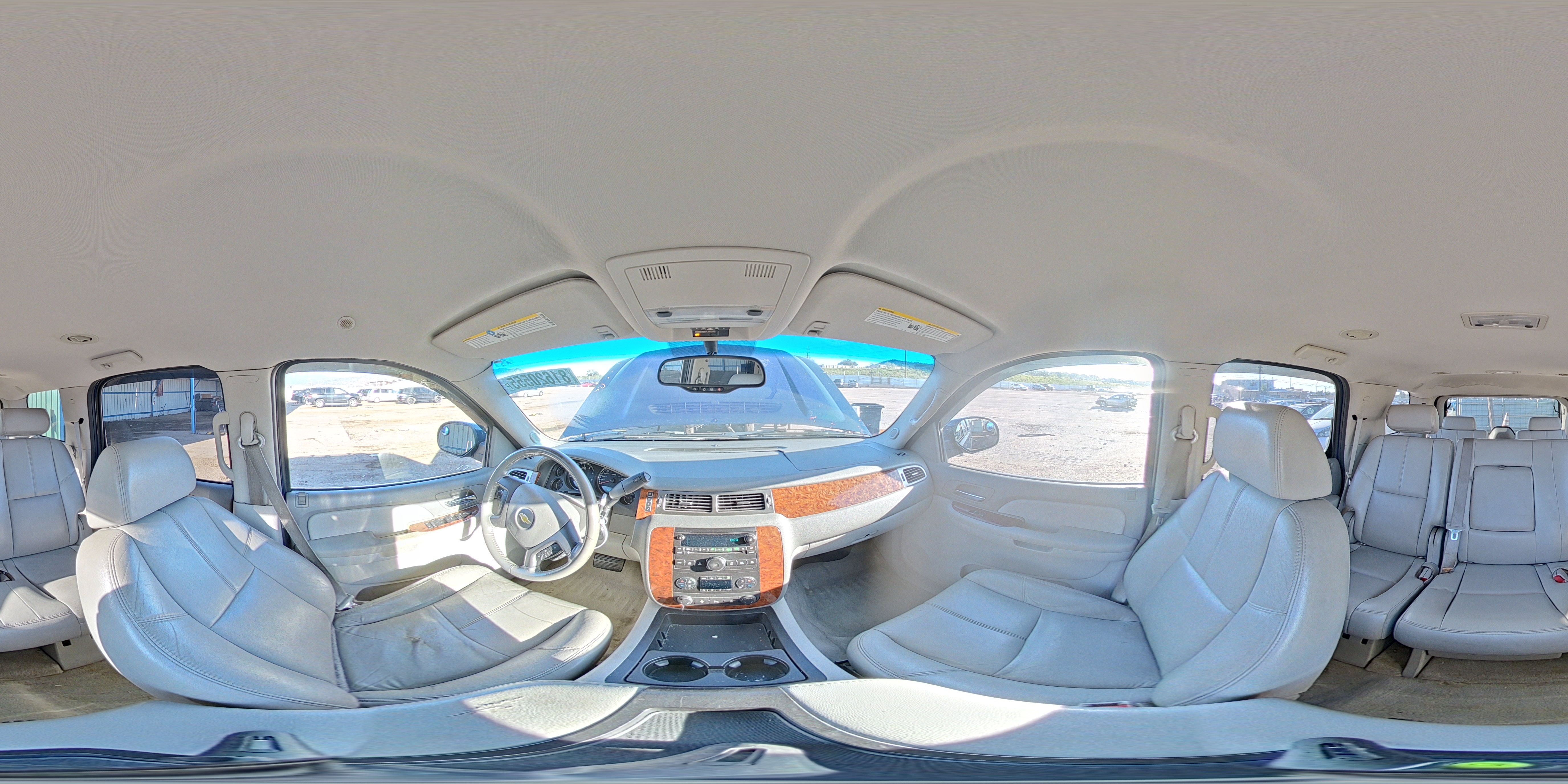 2007 Chevrolet Tahoe K1500 VIN: 1GNFK13027J142738 Lot: 81620555