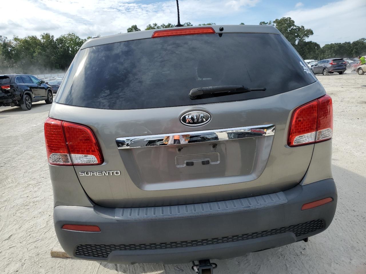 2013 Kia Sorento Lx VIN: 5XYKT3A17DG375988 Lot: 80273805