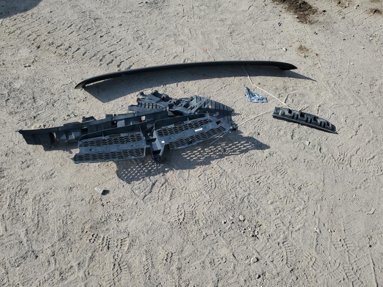 2013 Dodge Charger Sxt VIN: 2C3CDXHG1DH555671 Lot: 70456375