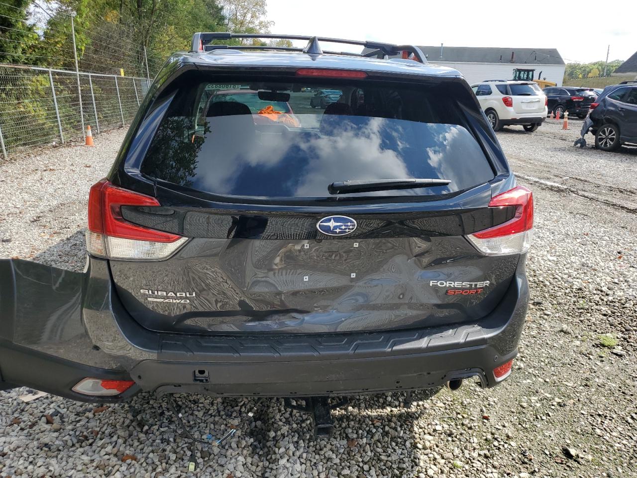 2021 Subaru Forester Sport VIN: JF2SKARC4MH560182 Lot: 81608835