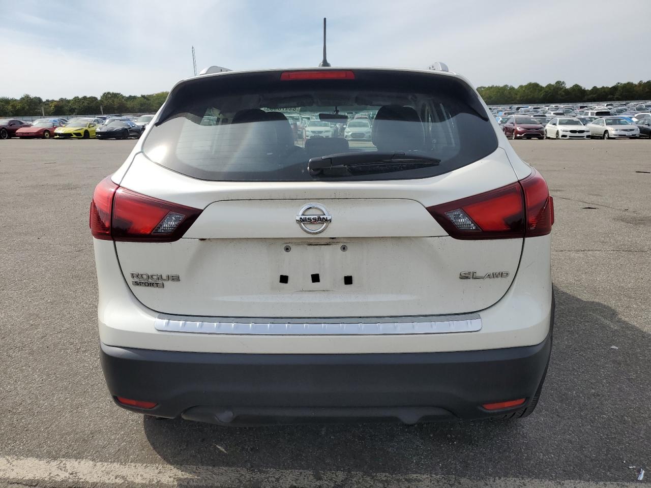 2017 Nissan Rogue Sport S VIN: JN1BJ1CR9HW120591 Lot: 84470485