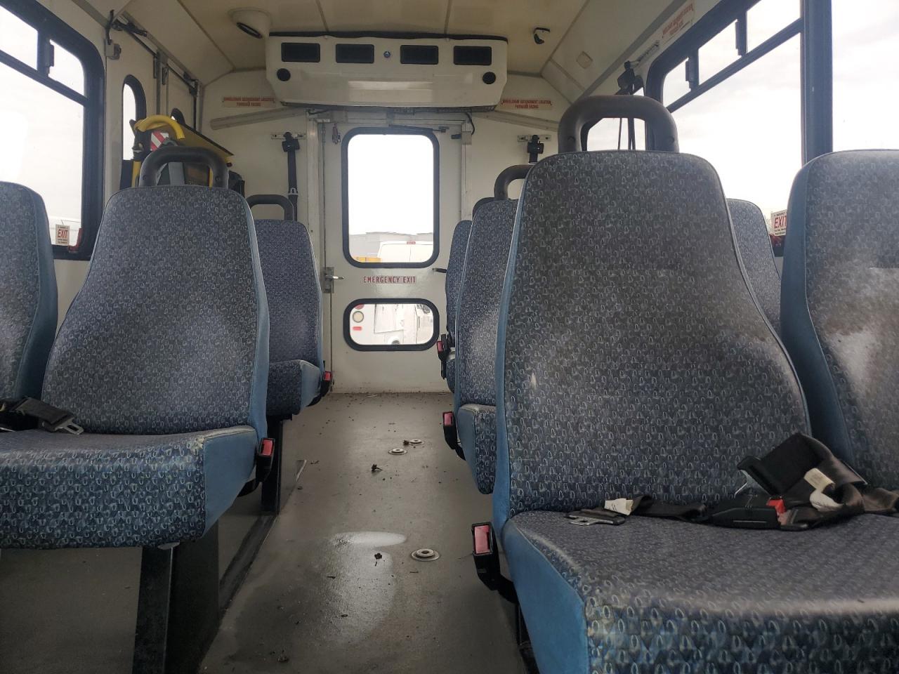 2015 Ford Econoline E450 Super Duty Cutaway Van VIN: 1FDFE4FS3FDA01359 Lot: 70511755