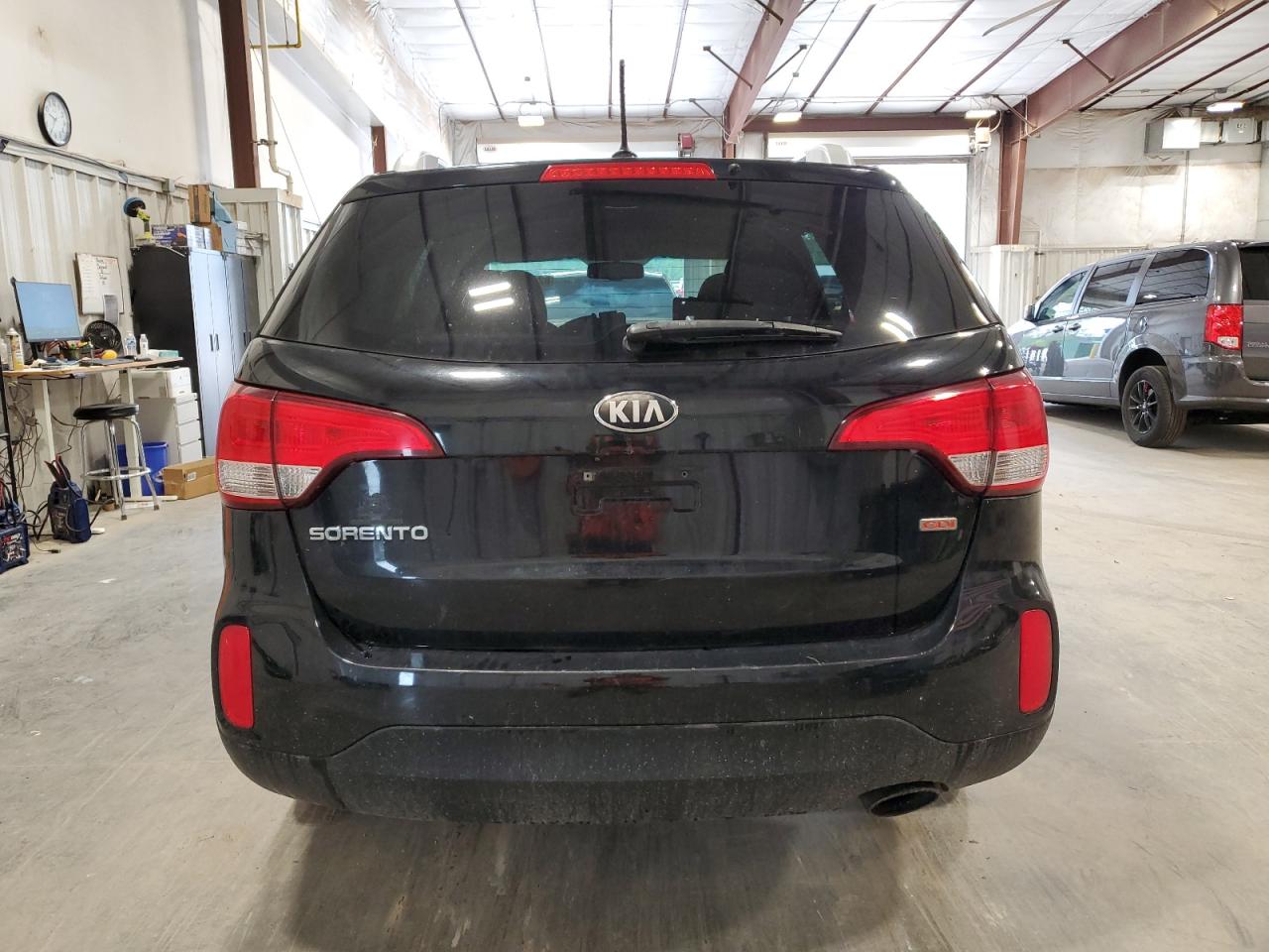2014 Kia Sorento Lx VIN: 5XYKTCA62EG437665 Lot: 82126955