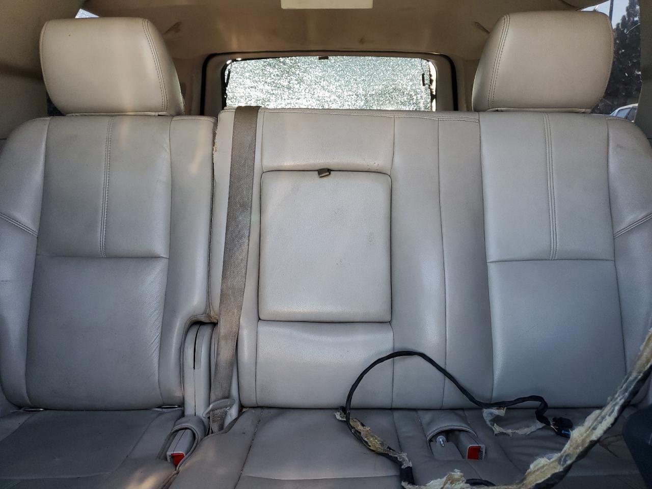 2014 Chevrolet Suburban C1500 Lt VIN: 1GNSCJE01ER123119 Lot: 80470565