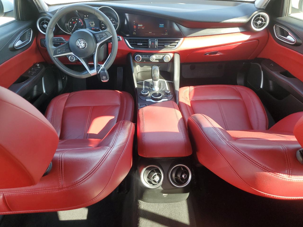 2018 Alfa Romeo Giulia VIN: ZARFAEBN4J7582423 Lot: 84273575