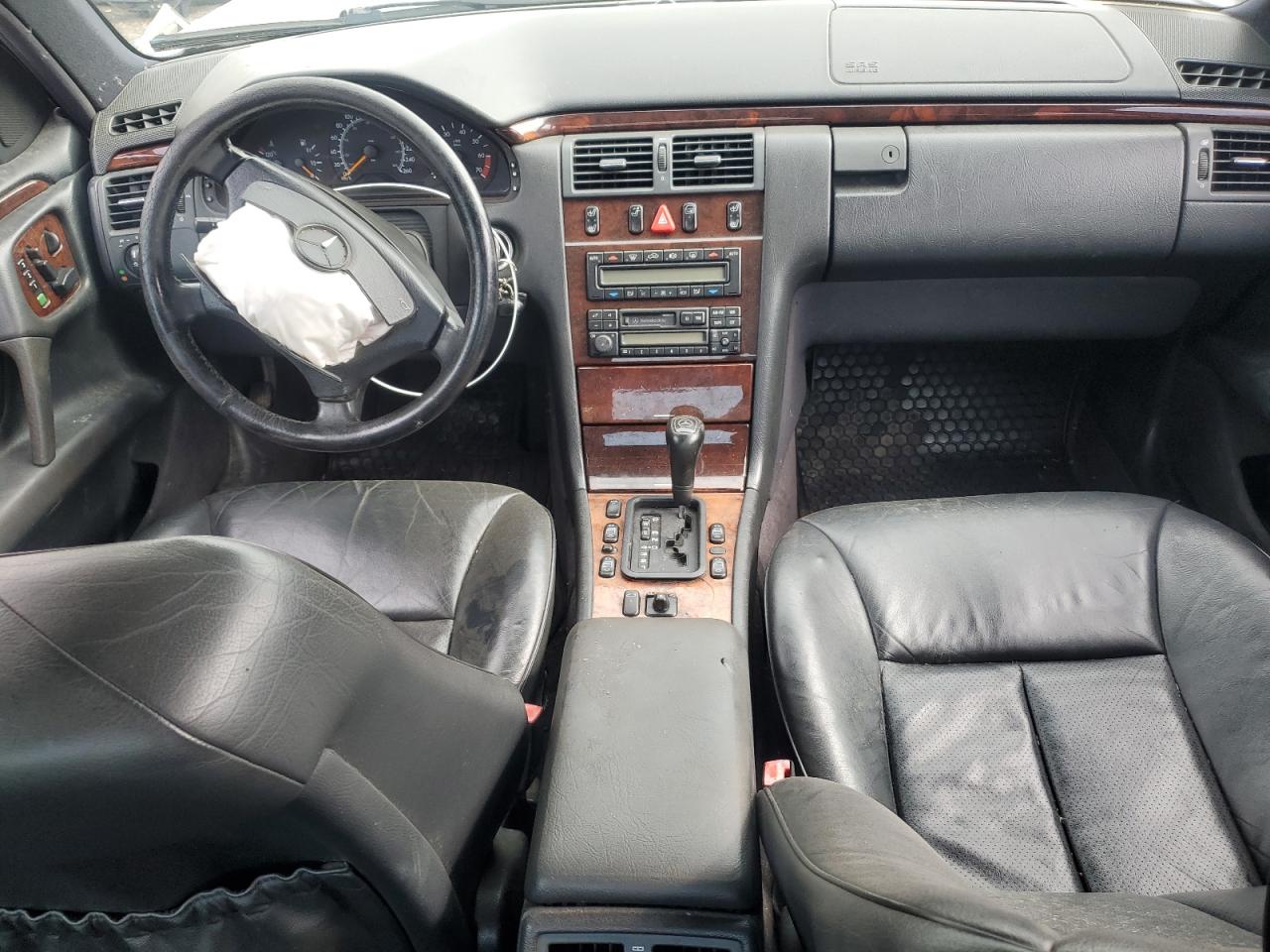 1998 Mercury E320 VIN: WD8JF65F6WA505819 Lot: 81461015