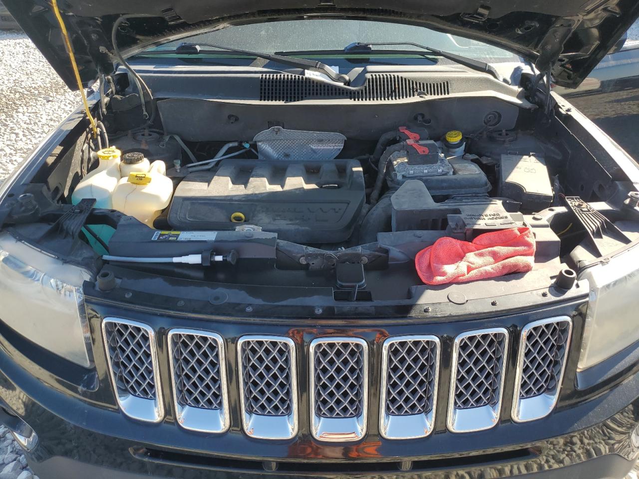 2014 Jeep Compass Limited VIN: 1C4NJDCB4ED526302 Lot: 84215765