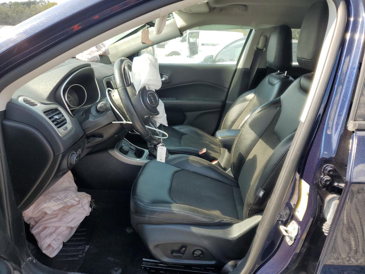 2020 Jeep Compass Latitude VIN: 3C4NJDBB0LT255098 Lot: 80307875