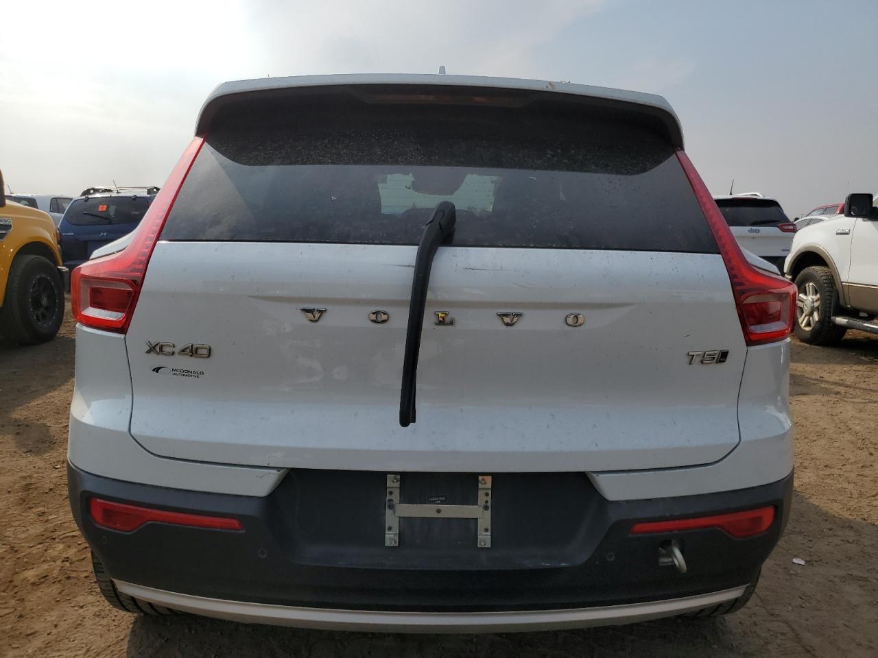 2020 Volvo Xc40 T5 Momentum VIN: YV4162UK8L2280279 Lot: 71556575