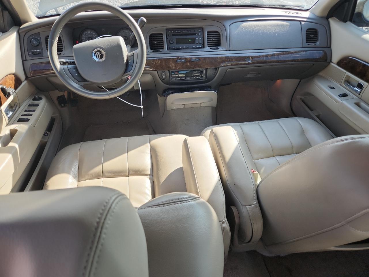 2011 Mercury Grand Marquis Ls VIN: 2MEBM7FVXBX611424 Lot: 84618335