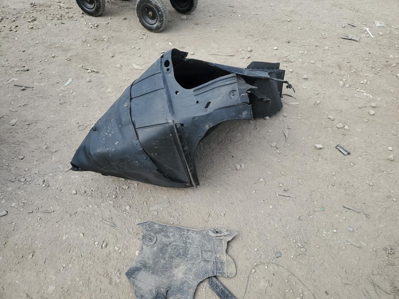 2019 Chevrolet Equinox Lt VIN: 2GNAXKEV3K6165106 Lot: 84638755