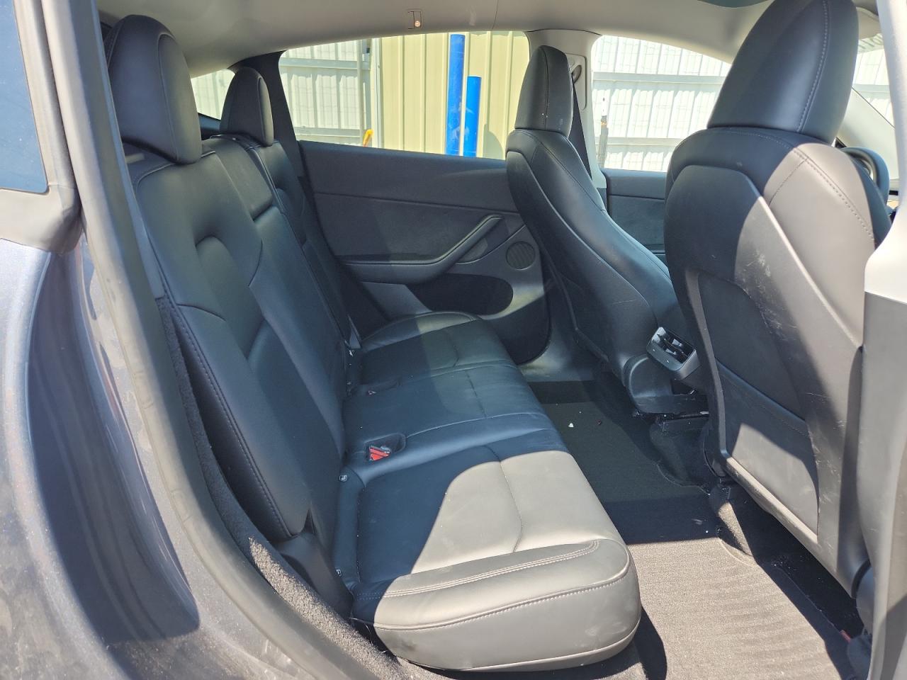 2023 Tesla Model Y VIN: 7SAYGDEE7PA040307 Lot: 70877845