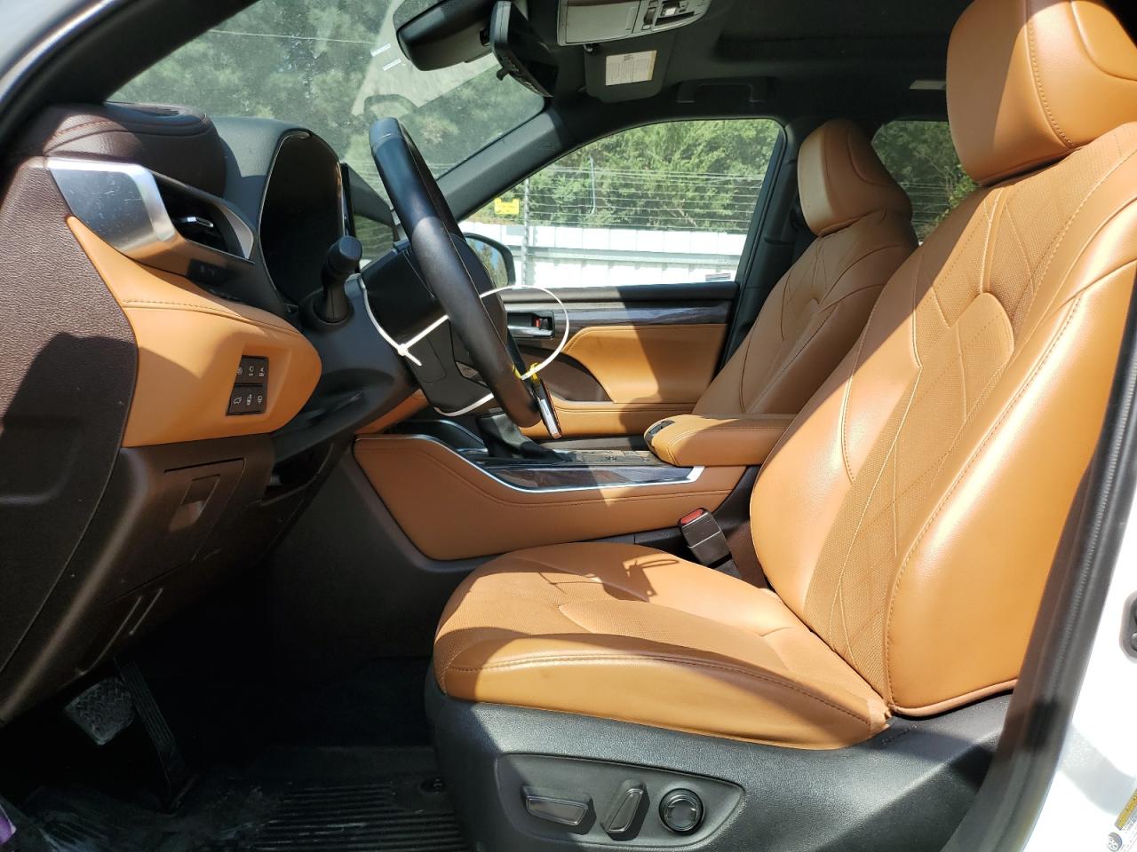 2021 Toyota Highlander Hybrid Platinum VIN: 5TDEBRCH0MS054245 Lot: 83980895