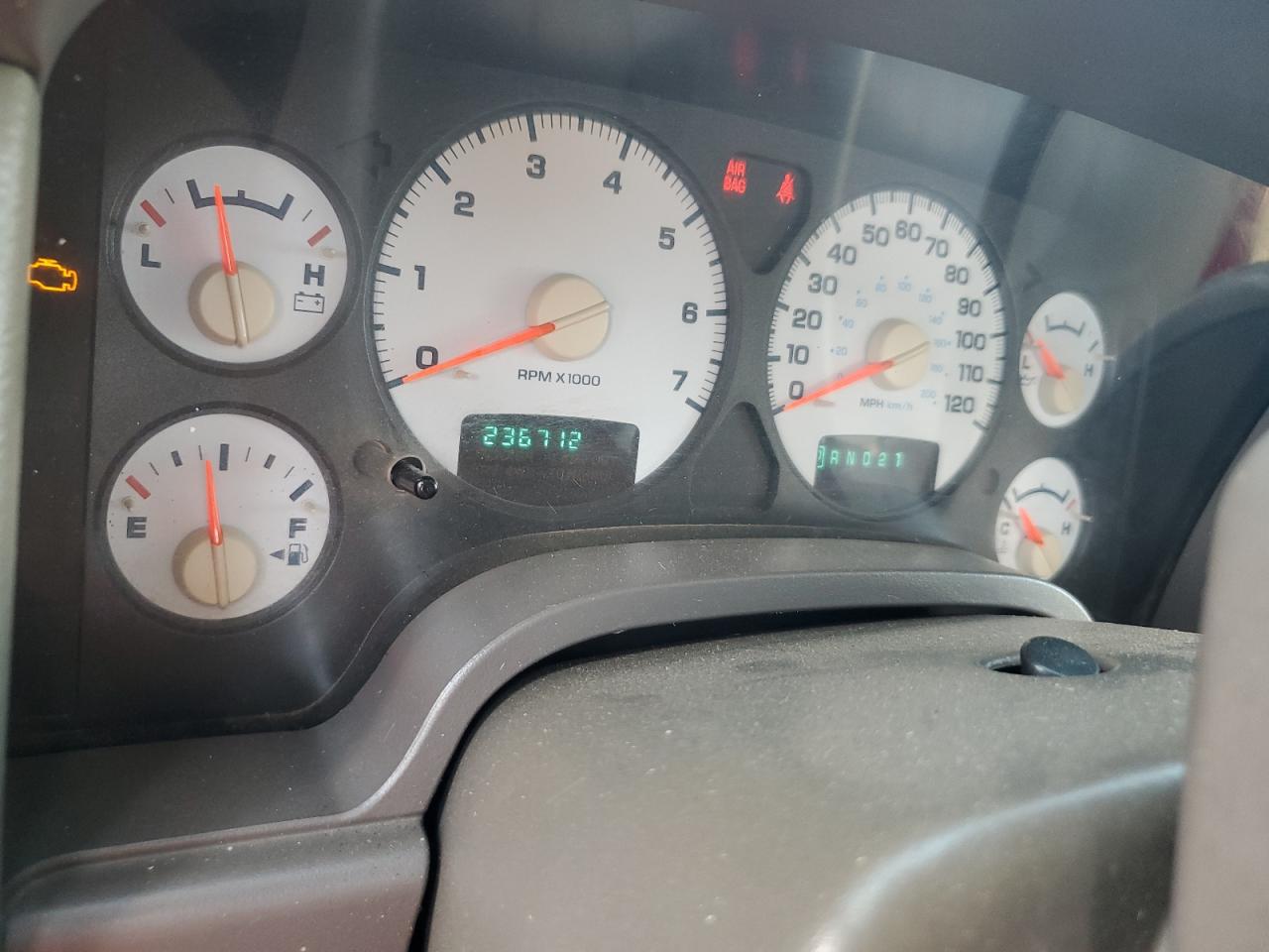 2004 Dodge Ram 1500 St VIN: 1D7HU18N54J291114 Lot: 84440045