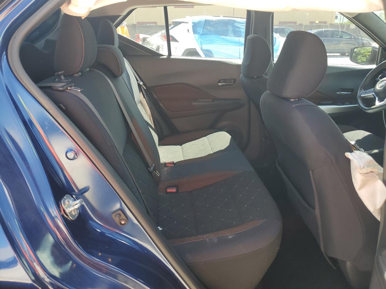 2018 Nissan Kicks S VIN: 3N1CP5CU9JL511279 Lot: 82138835