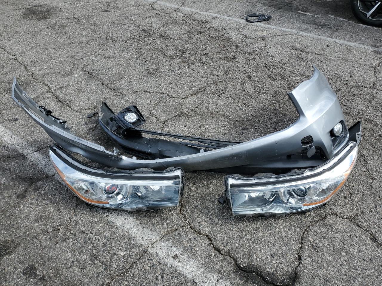 2016 Toyota Highlander Le VIN: 5TDZKRFH1GS171088 Lot: 81783825