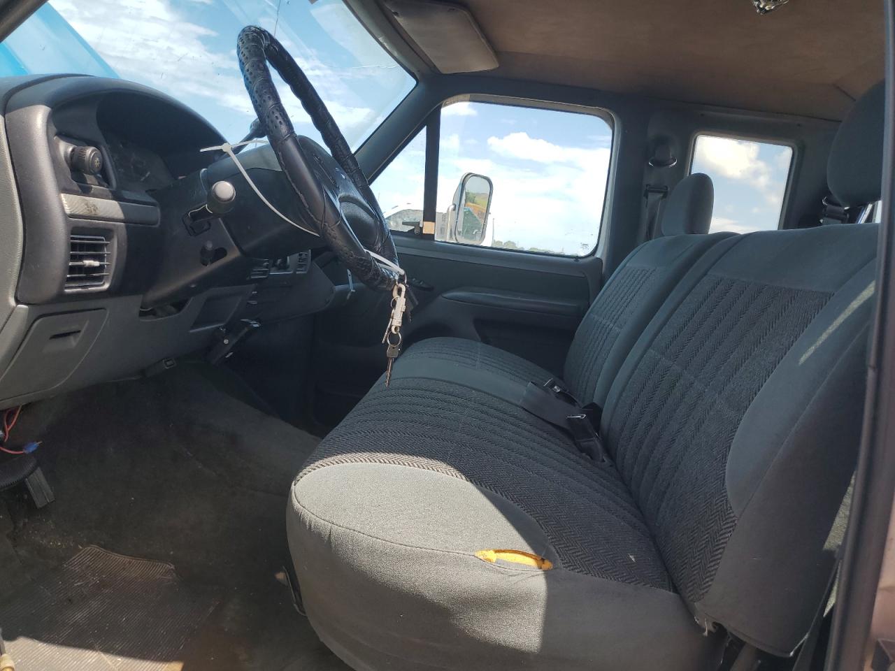 1992 Ford F250 VIN: 1FTHX25M1NKB31326 Lot: 81025595